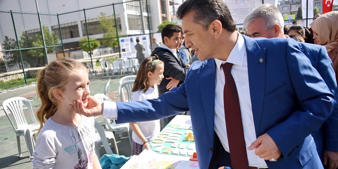 KEMALPAŞA’DA BİLİM ŞENLİĞİ BAŞLADI