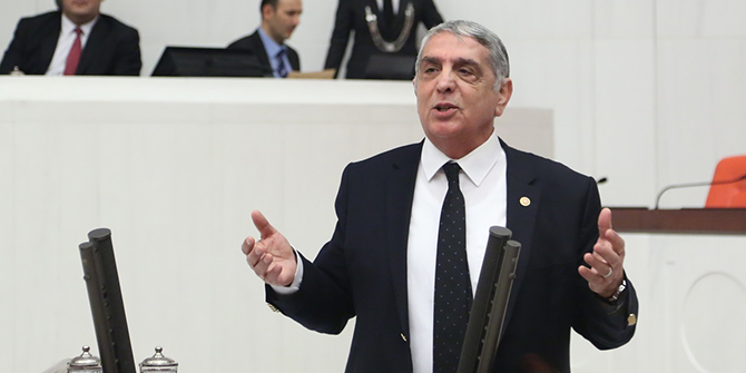 Kalkan: "Turkiye'nin geleceği rüzgar enerjisi santrallerinde"