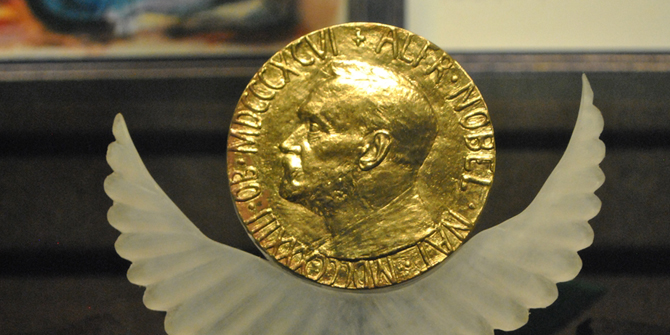 Nobel Edebiyat Ödülünün Sahibi İade Edebilir