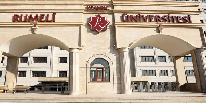 İstanbul Rumeli Üniversitesi’nden üniversite Adaylarına Jest...