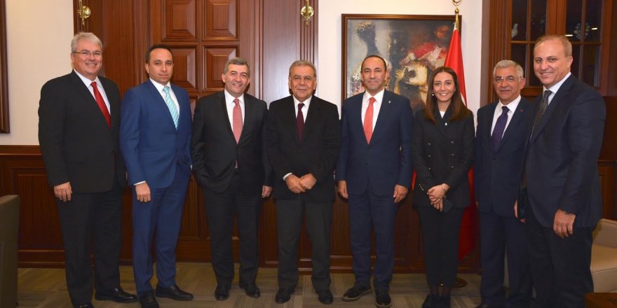 KalDer'den İzmir Büyükşehir Belediyesi'ne Ziyaret