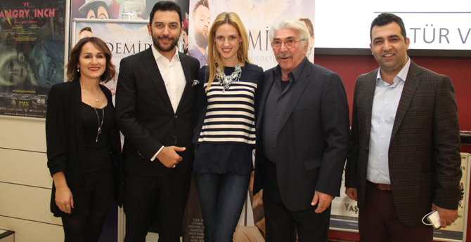 "Demir" Yılın En İyi Kadın Draması Ödülünü Aldı