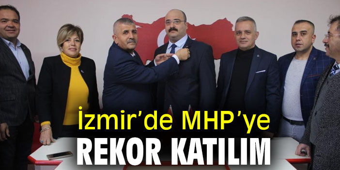 İzmir’de MHP’ye rekor katılım gerçekleşti!