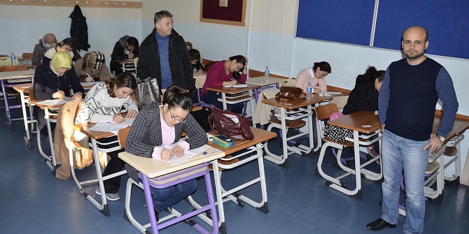 Eğitim-Bir-Sen İzmir'den aday öğretmenlere deneme sınavı