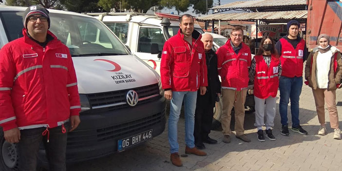 Kızılay, vatandaşlara destek oluyor!