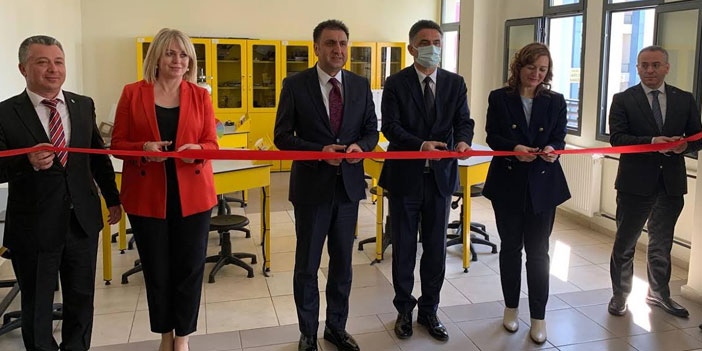 ‘Özel Yetenek Güçlü Gelecek’ Projesi'nin Atölyeleri Açıldı