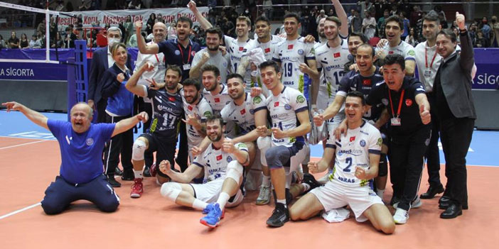 Arkas Spor, Halkbank'ı devirdi