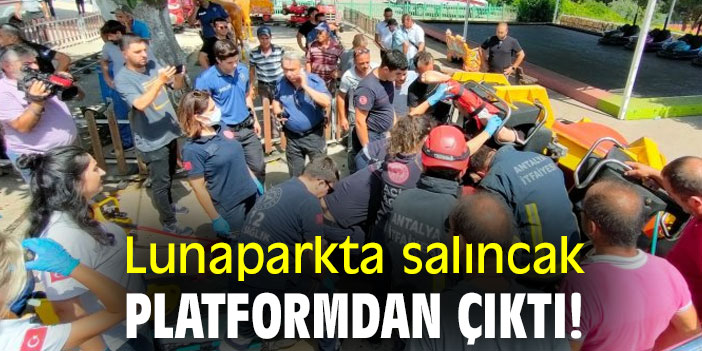 Lunaparkta salıncak platformdan çıktı!