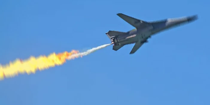 F-14 savaş uçağı düştü!