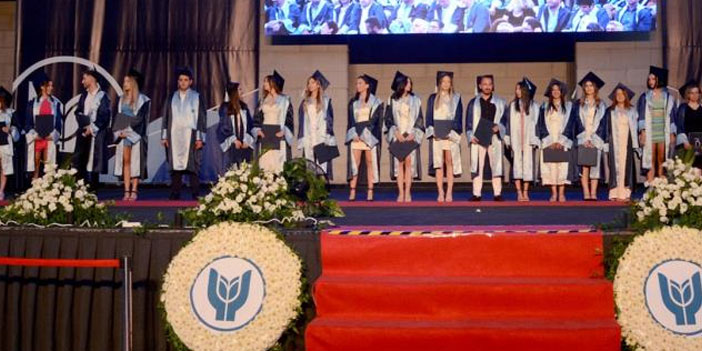 Yaşar Üniversitesinde mezuniyet heyecanı yaşandı