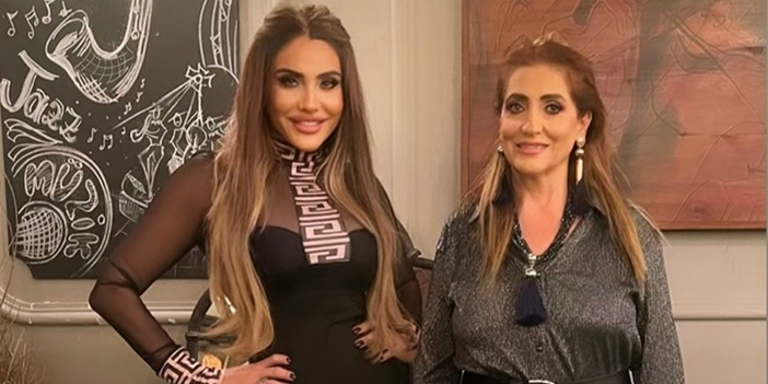 Serap Yılman, yeni yılı annesi ile karşıladı