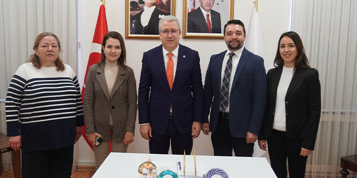 Egeli bilim ekibine tam destek