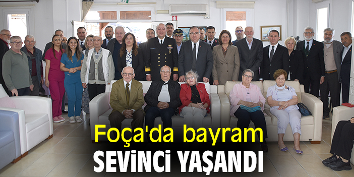Foça'da bayram sevinci yaşandı