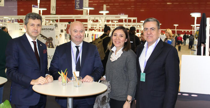 UTİB, Paris’te Türk Kumaşlarının Kalitesini 47 Ülkeye Sergiledi
