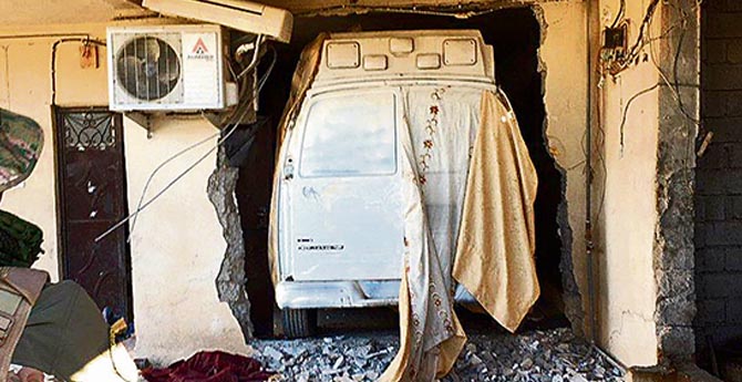 Bombalı Araçları Evlere Gizlemişler!