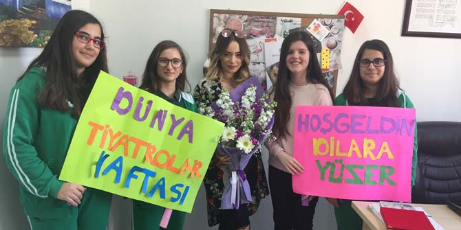 DÜNYA TİYATROLAR HAFTASINA SÜRPRİZ KONUK