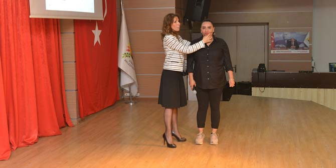 Çiğli'de “Genel omurga sağlığı ve ağrılardan kurtulmak" söyleşisi