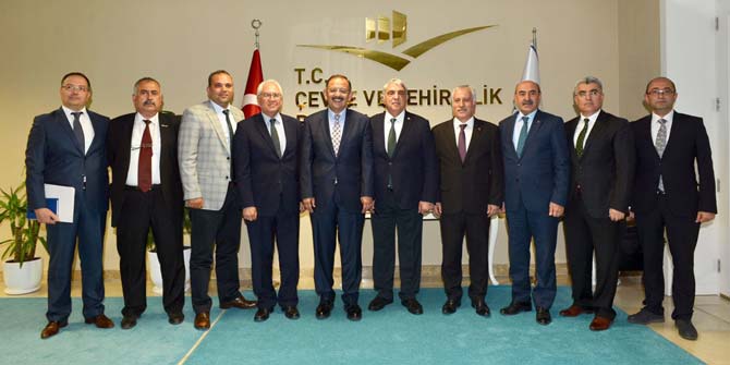 Karabağlar'dan Bakan Özhaseki'ye ziyaret