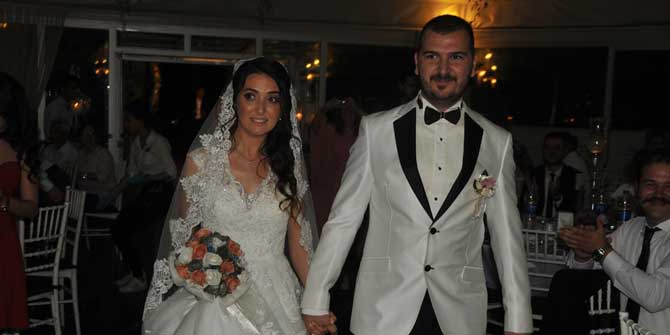 Yeni Asır'a gelin geldi