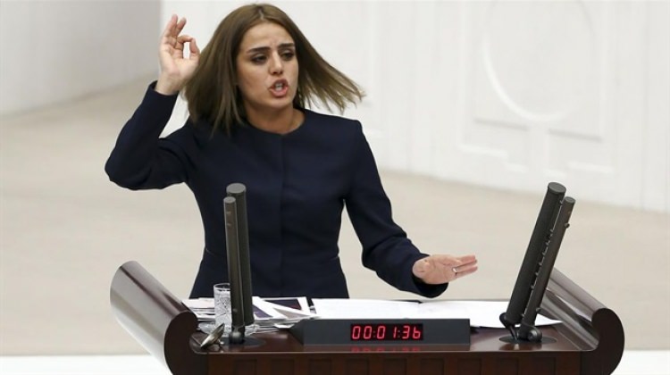 Gözaltına alınan HDP'li milletvekili serbest