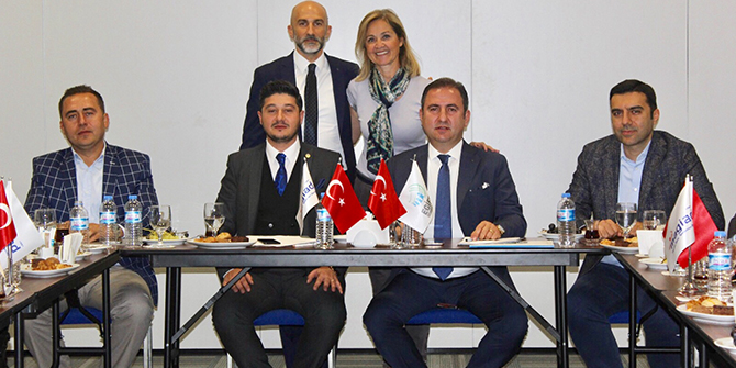 EGELİ GENÇ İŞ ADAMLARI MANİSA’DA BİR ARAYA GELDİ