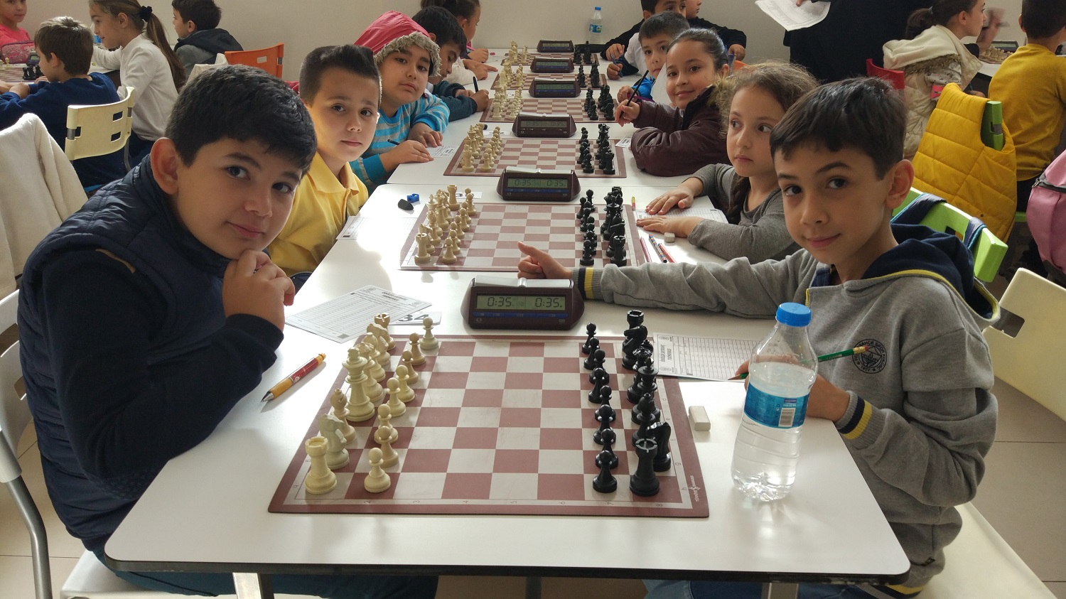 TİRE'DE GELECEĞİN KASPAROV’LARI KIYASIYA YARIŞTI
