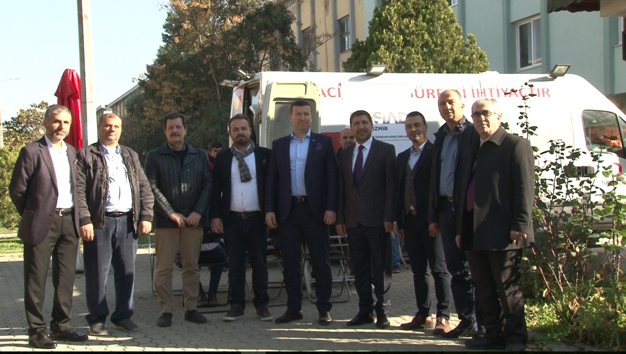 MÜSİAD İzmir'den Kızılay'a destek