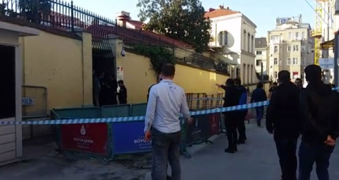 Son dakika! Fransız Konsolosluğu önünde şüpheli paket alarmı
