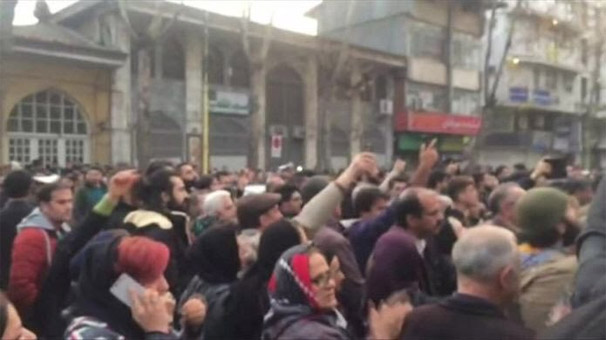 İran patladı! Dalga dalga yayılıyor...