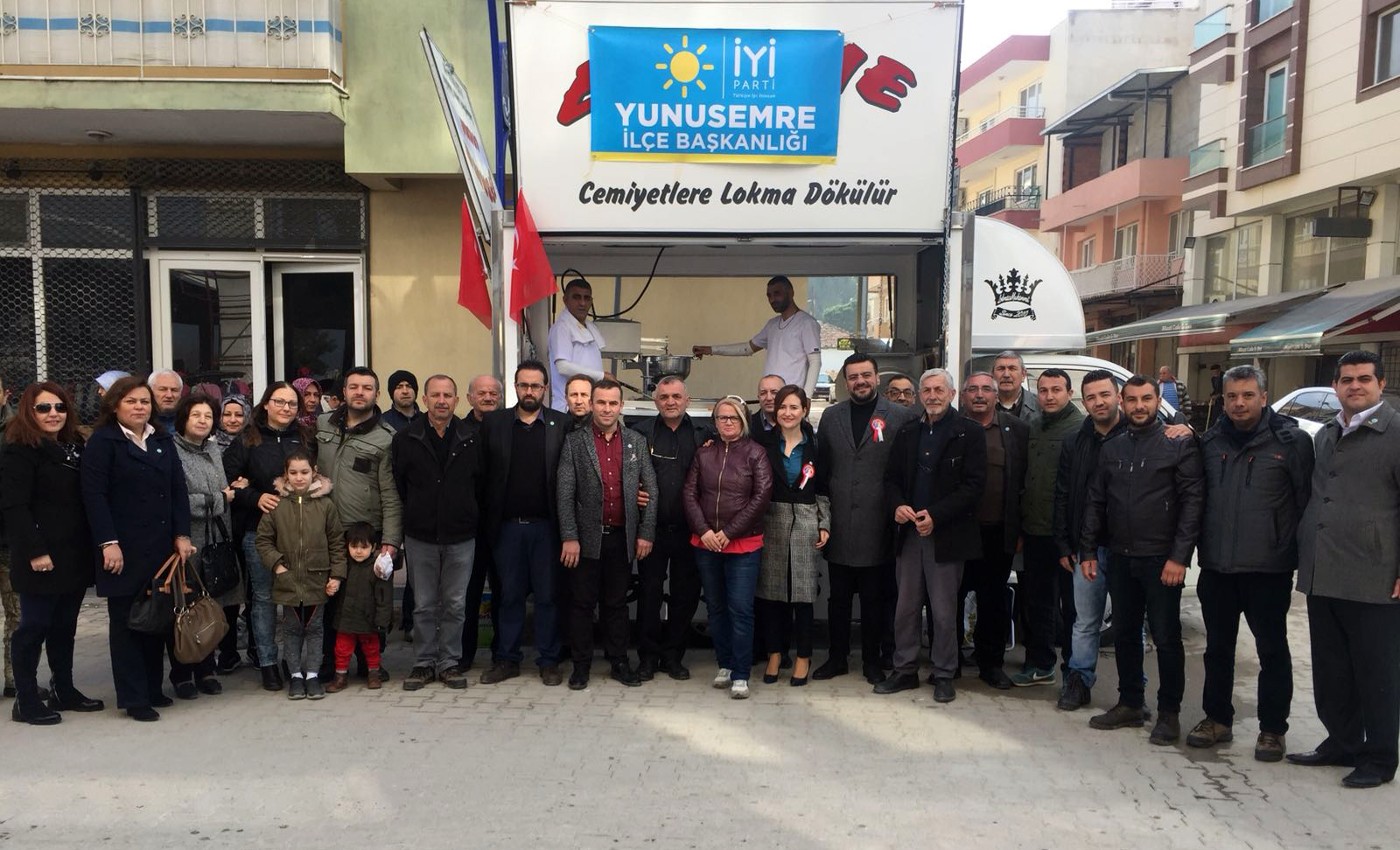 İYİ PARTİ’DEN ŞEHİTLERİMİZE LOKMA HAYRI