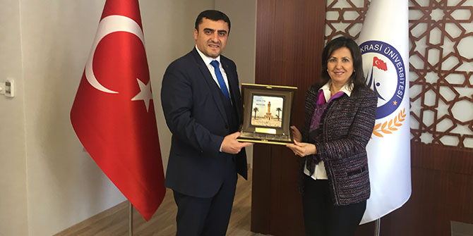 ASKON’DAN İZMİR DEMOKRASİ ÜNİVERSİTESİ REKTÖRÜNE ZİYARET