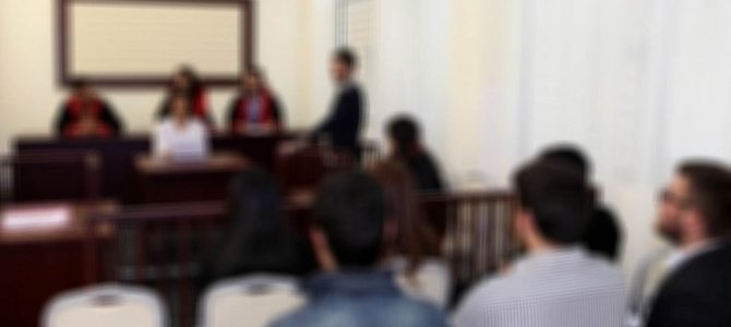 FETÖ'cüler duruşma salonundan kaçtı!