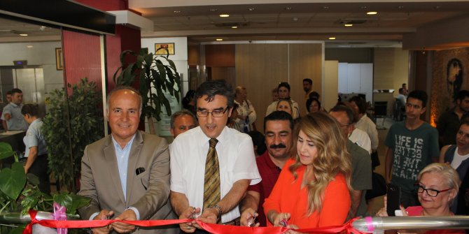 KARŞIYAKA'DA  MUHTEŞEM 3 BOYUTLU SERGİ