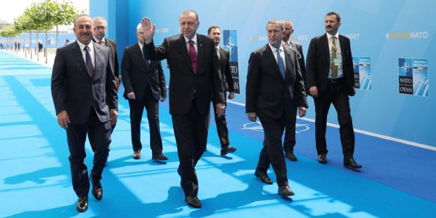 Başkan Erdoğan NATO'nun yeni karargahında!