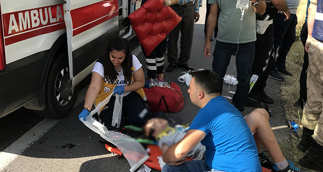 Trafik kazasında can pazarı: 2 ölü, 3 yaralı
