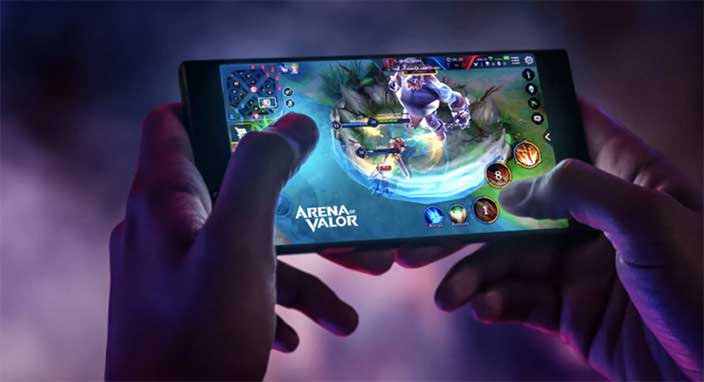 Oyuncu odaklı Razer Phone 2 geliyor