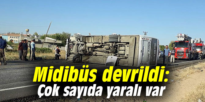 Midibüs devrildi: Çok sayıda yaralı var