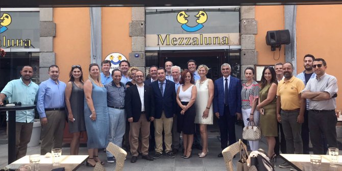 İzmirli turizmcilerden atılım platformu girişimi