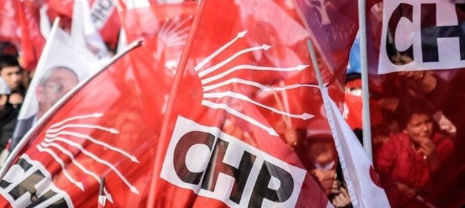 CHP'de şok! O başkan partisinden istifa etti!