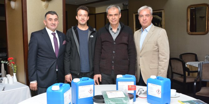 İzmirli Omorfo ve Mitra, Endüstrideki Kötü Kokulara Son Verecek