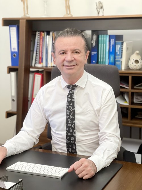 1626118493-ahmet-ak-ay.jpg