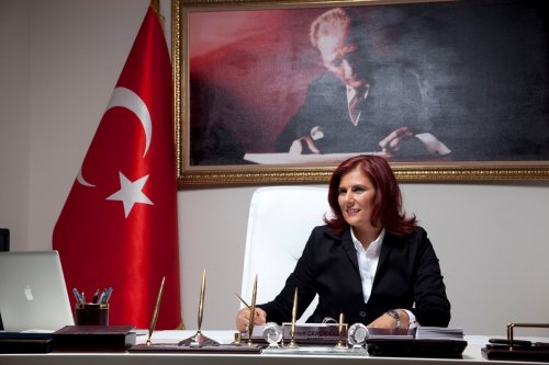 ozlem-cercioglu.jpg