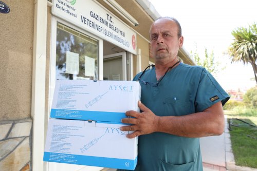 gaziemirden-manavgattaki-can-dostlar-icin-yardim-eli-3.jpg