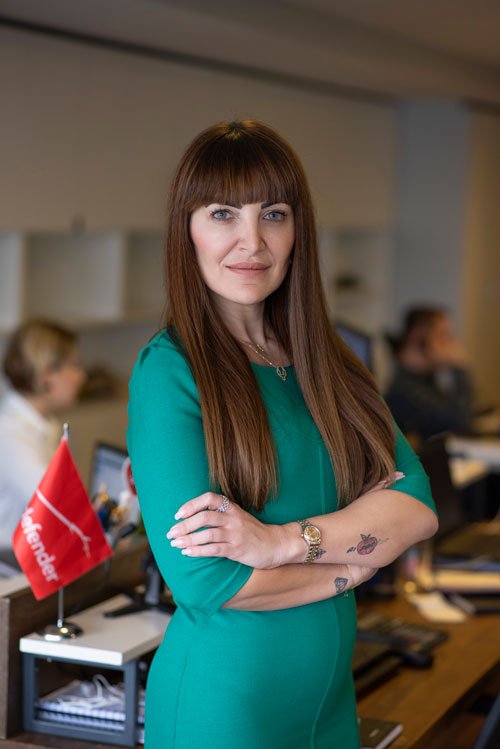 1636006791-laykon-bilis-im-operasyon-direkto-ru-alev-akkoyunlu.jpg