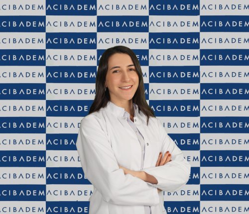 1639119063-ezgi-hazal-elik.jpg