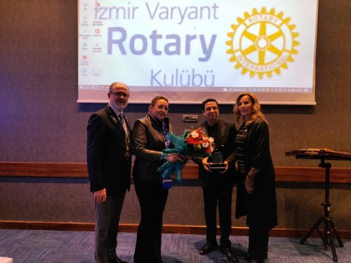 foto-varyant-rotary-trt-meslek-hizmet-odulu-2.jpg