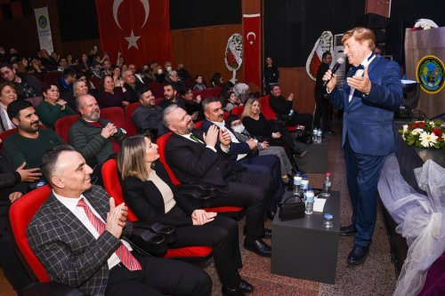 turk-sanat-muzigi-konseri-4.jpg