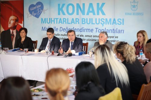 baskan-batur-kadin-muhtarlarla-bir-araya-geldi-5.jpeg