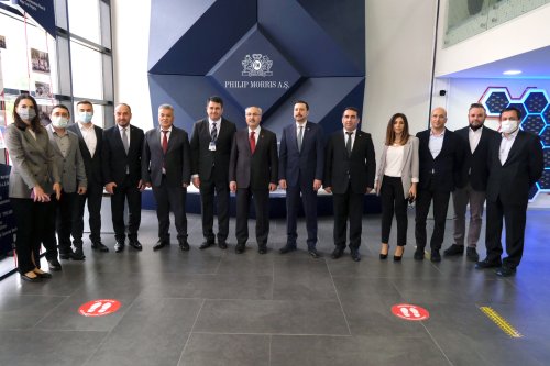 izmir-valisi-yavuz-selim-kosger-pm-ziyareti-1-9b8f-e1210ac79277-18966-00000cd86d38a63f.jpg