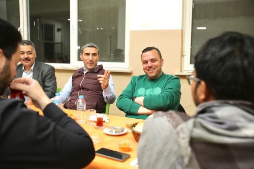 fotografta-soldan-saga-seferihisar-ilce-milli-egitim-muduru-ahmet-vehbi-koc-seferihisar-kaymakami-naci-aktas-ve-ak-parti-seferihisar-ilce-baskani-ahmet-aydin.jpeg